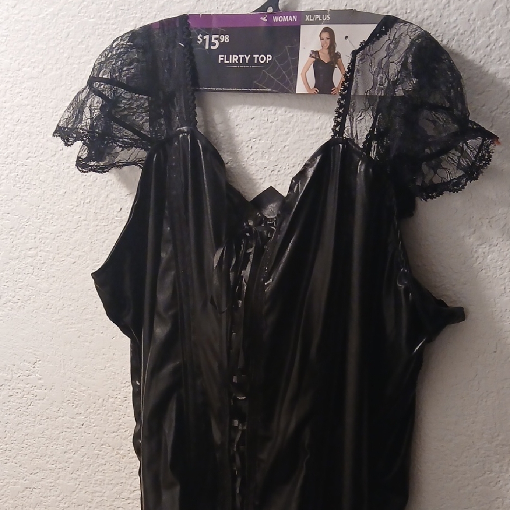 Women's Halloween Flirty Top Black XL / PLUS Zippered Back